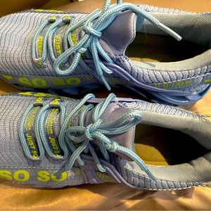 Size 8 only wore a few times